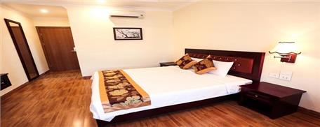 Khách sạn Diamond Hạ Long